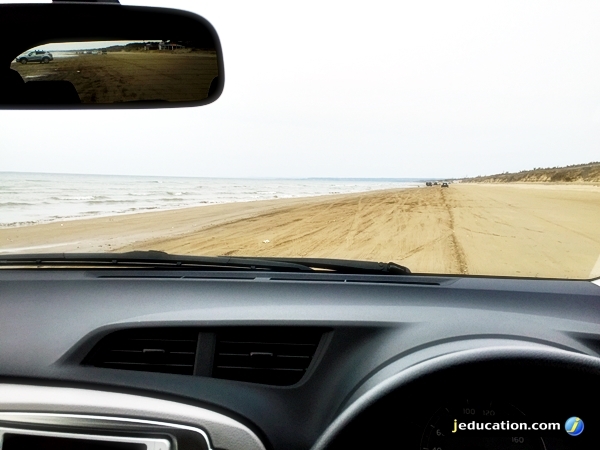 ขับรถบนหาดทราย โนโตะ