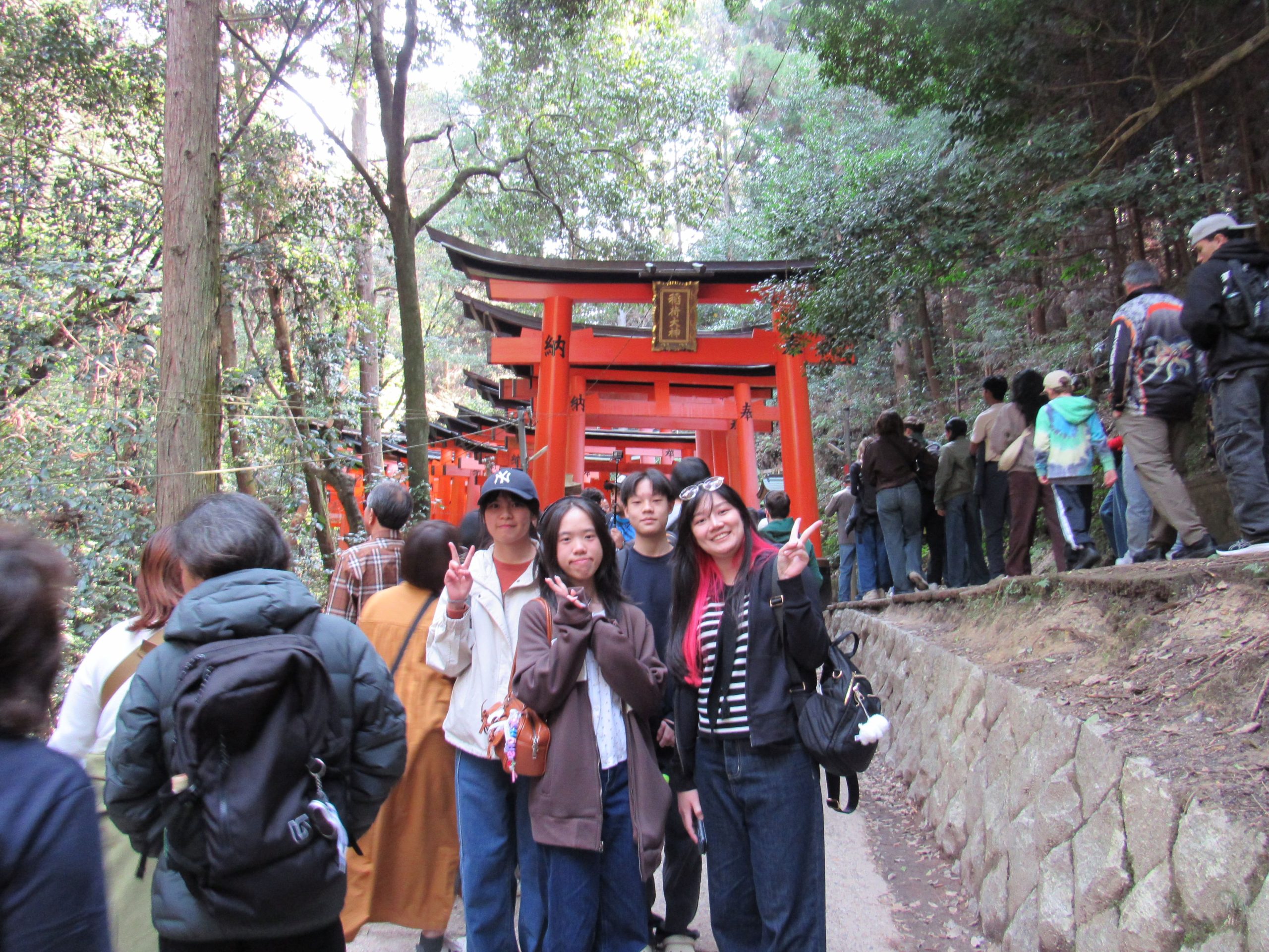 ค่ายเรียนภาษาญี่ปุ่นที่เกียวโต ศาลเจ้า Fushimi Inari