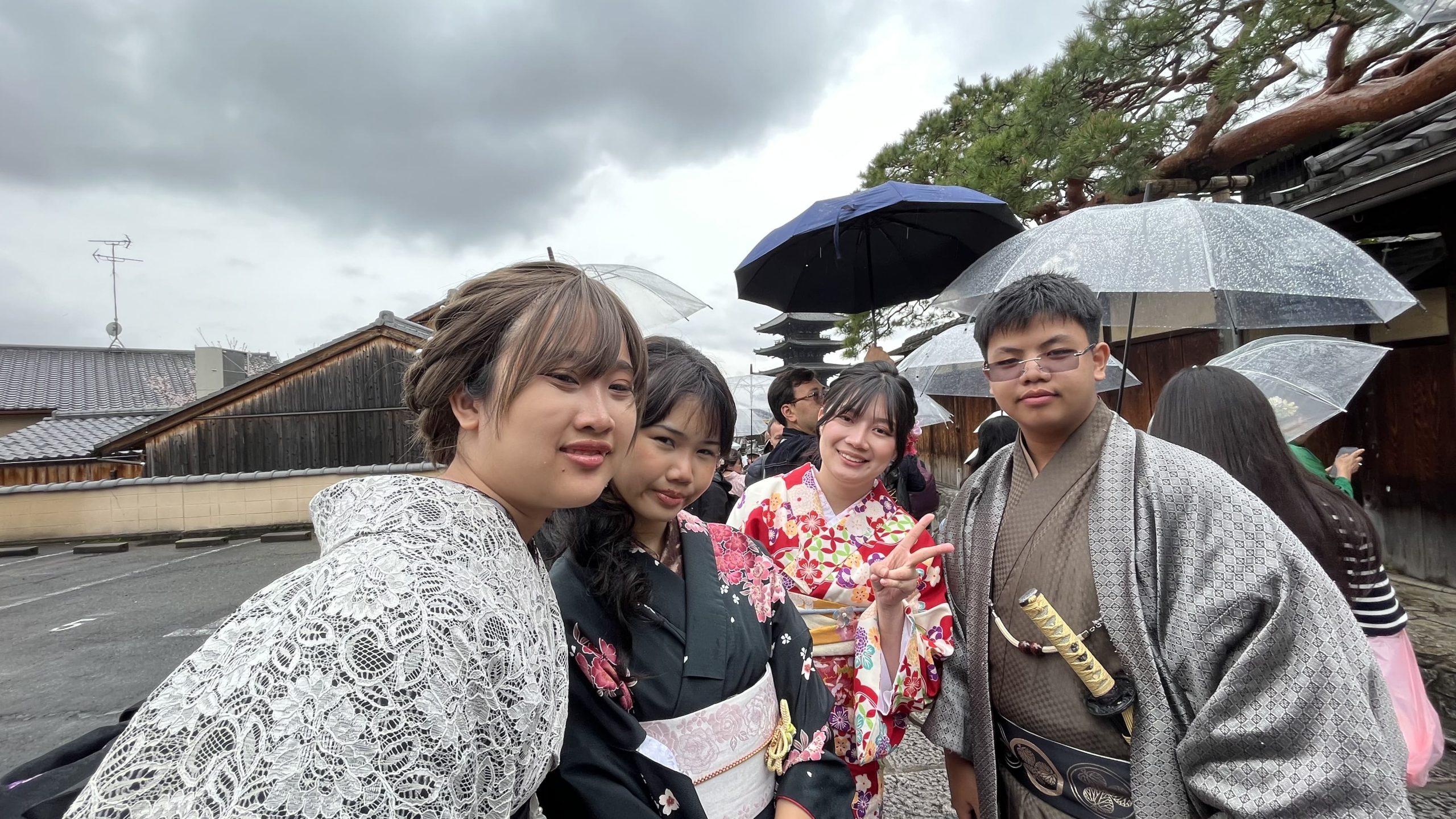 come come japanese camp สวมชุดกิโมโน เดินชมเมืองเก่า